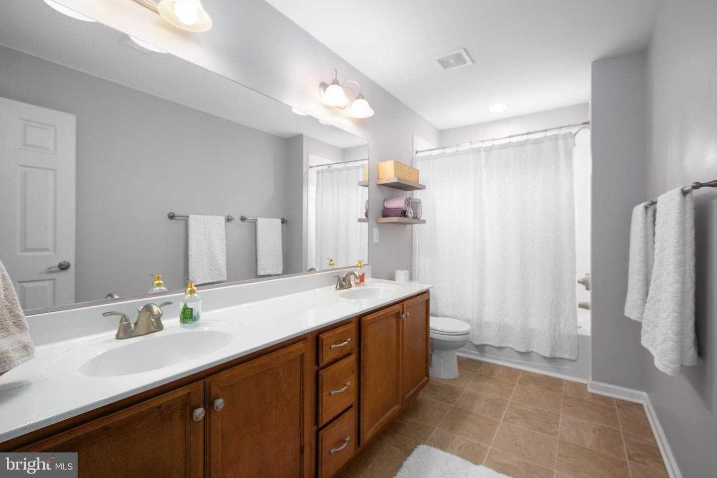 1007 Julia's Place photo 47
