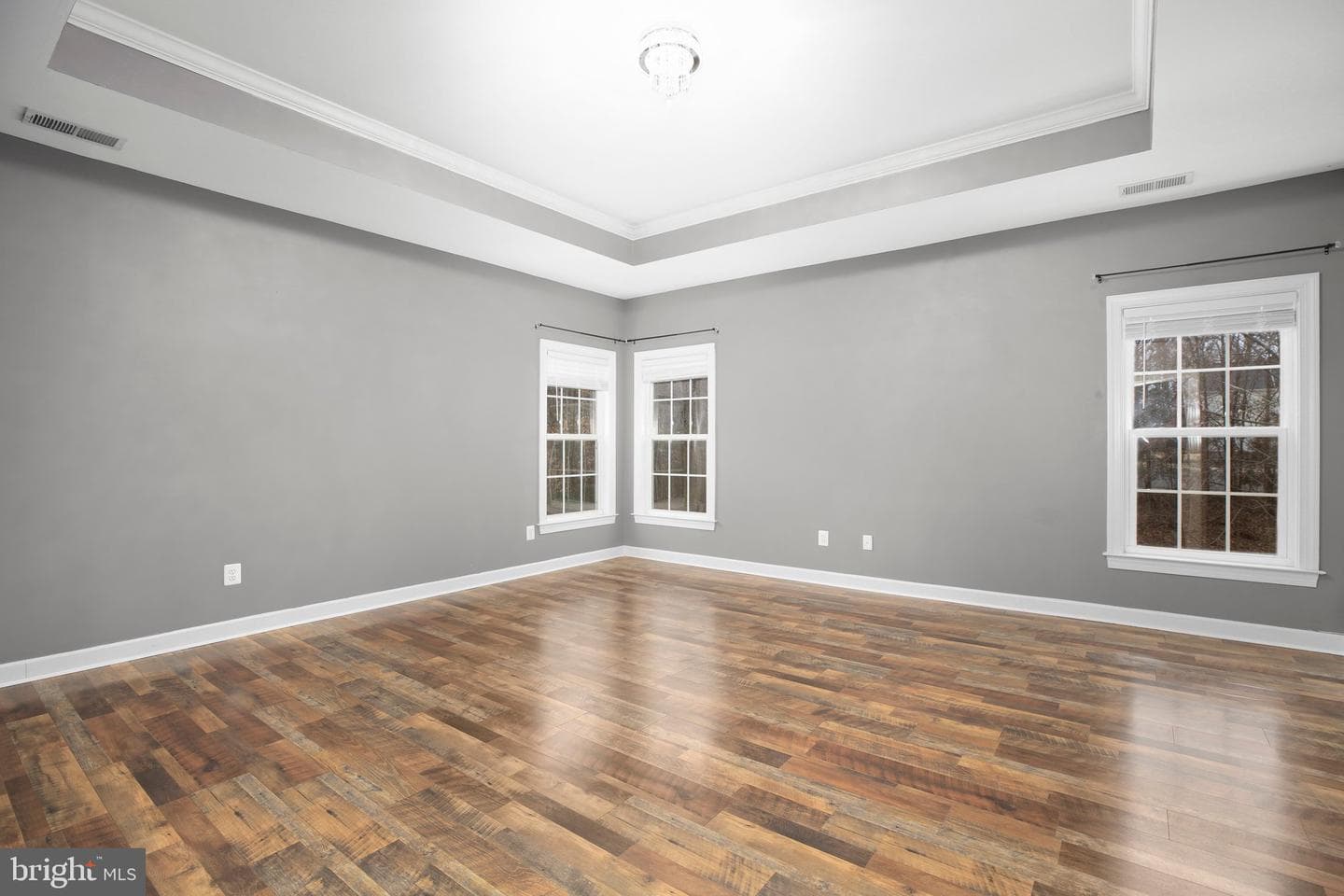 1010 Raymond Court photo 28