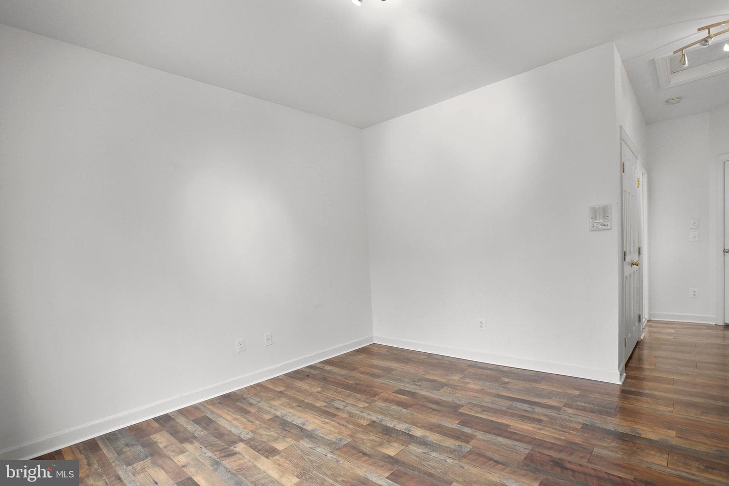 1010 Raymond Court photo 39