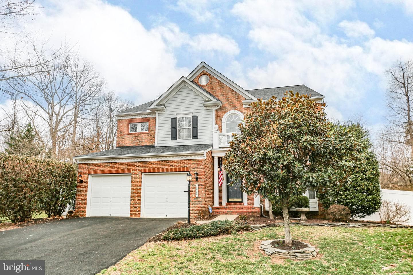 1010 Raymond Court photo 4