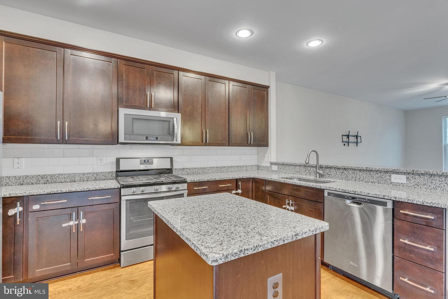 1310 Hudgins Farm Circle photo 10