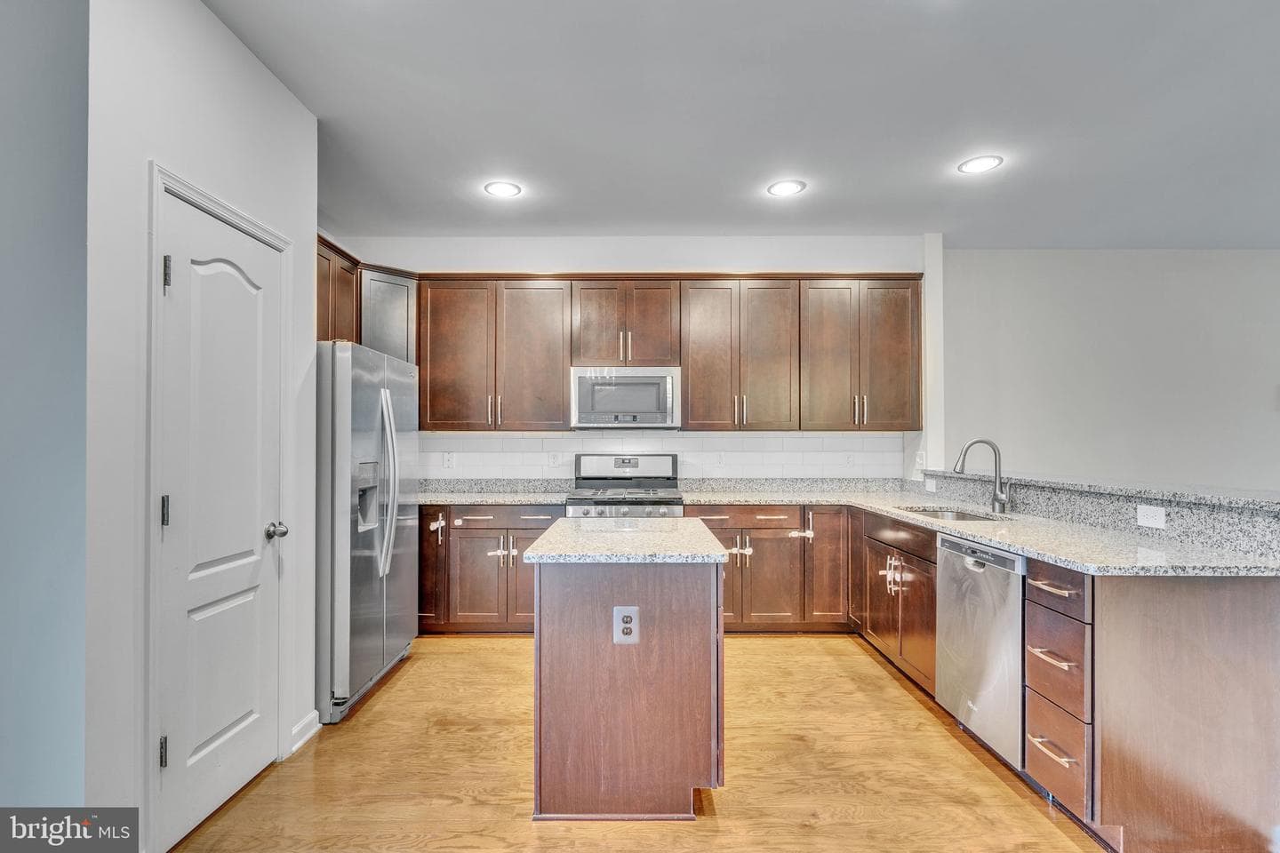 1310 Hudgins Farm Circle photo 9