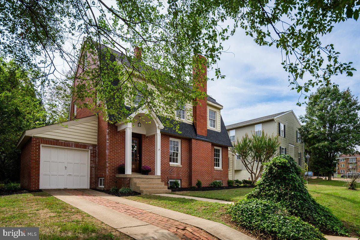 918 William Street, Fredericksburg