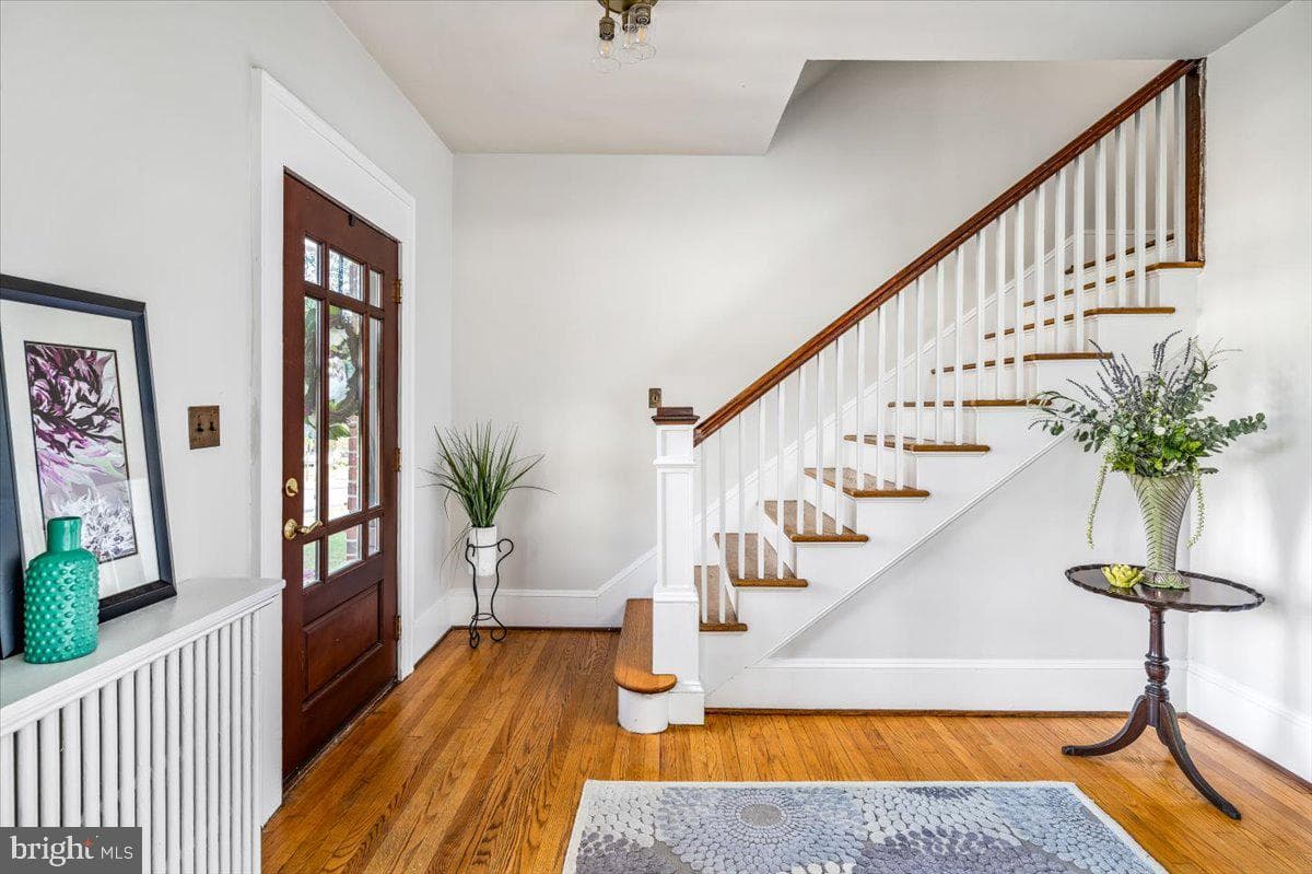 918 William Street photo 26