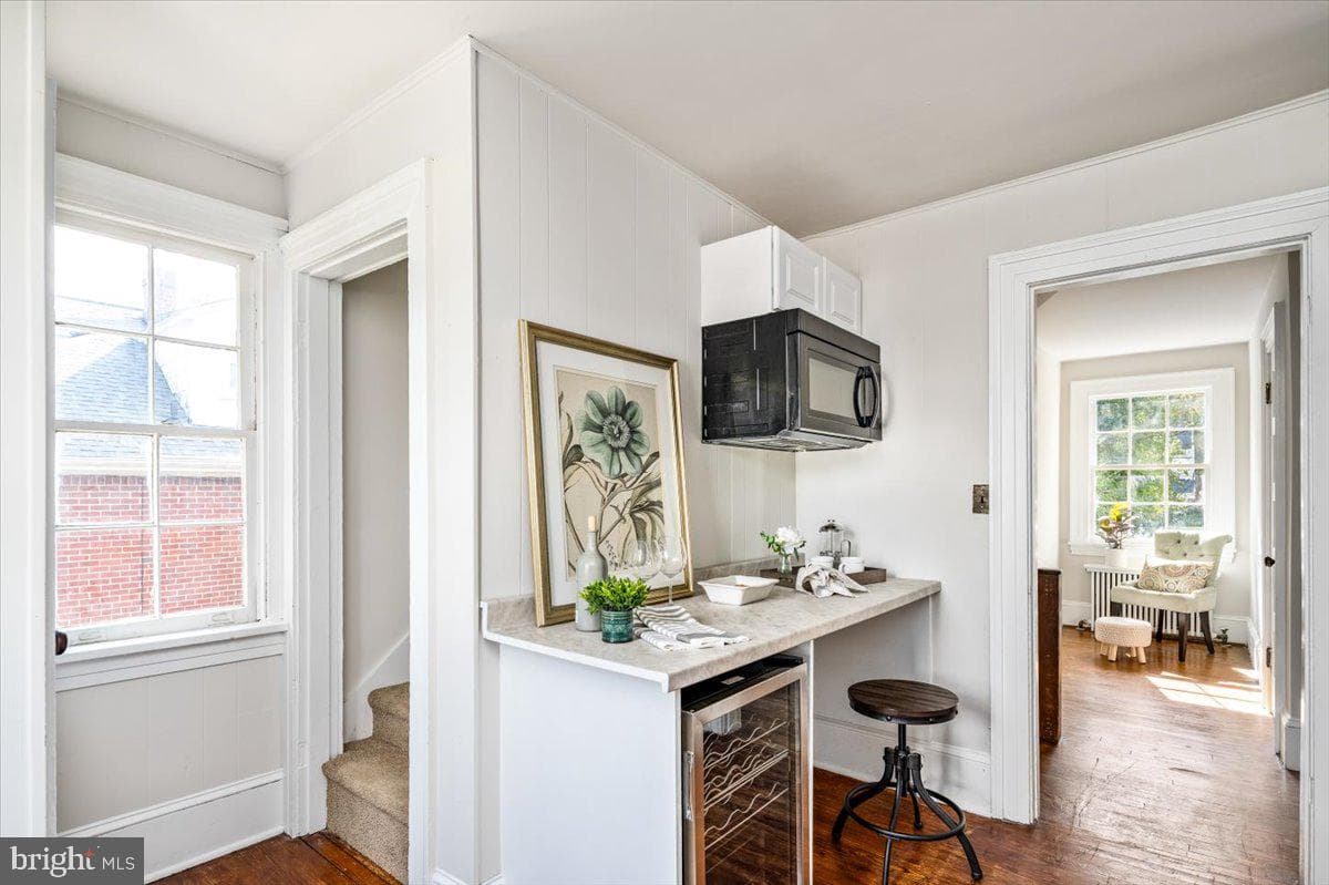 918 William Street photo 37