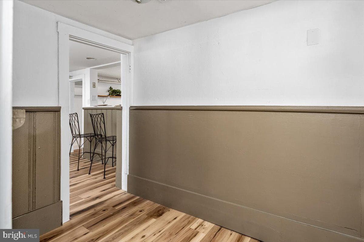 918 William Street photo 53