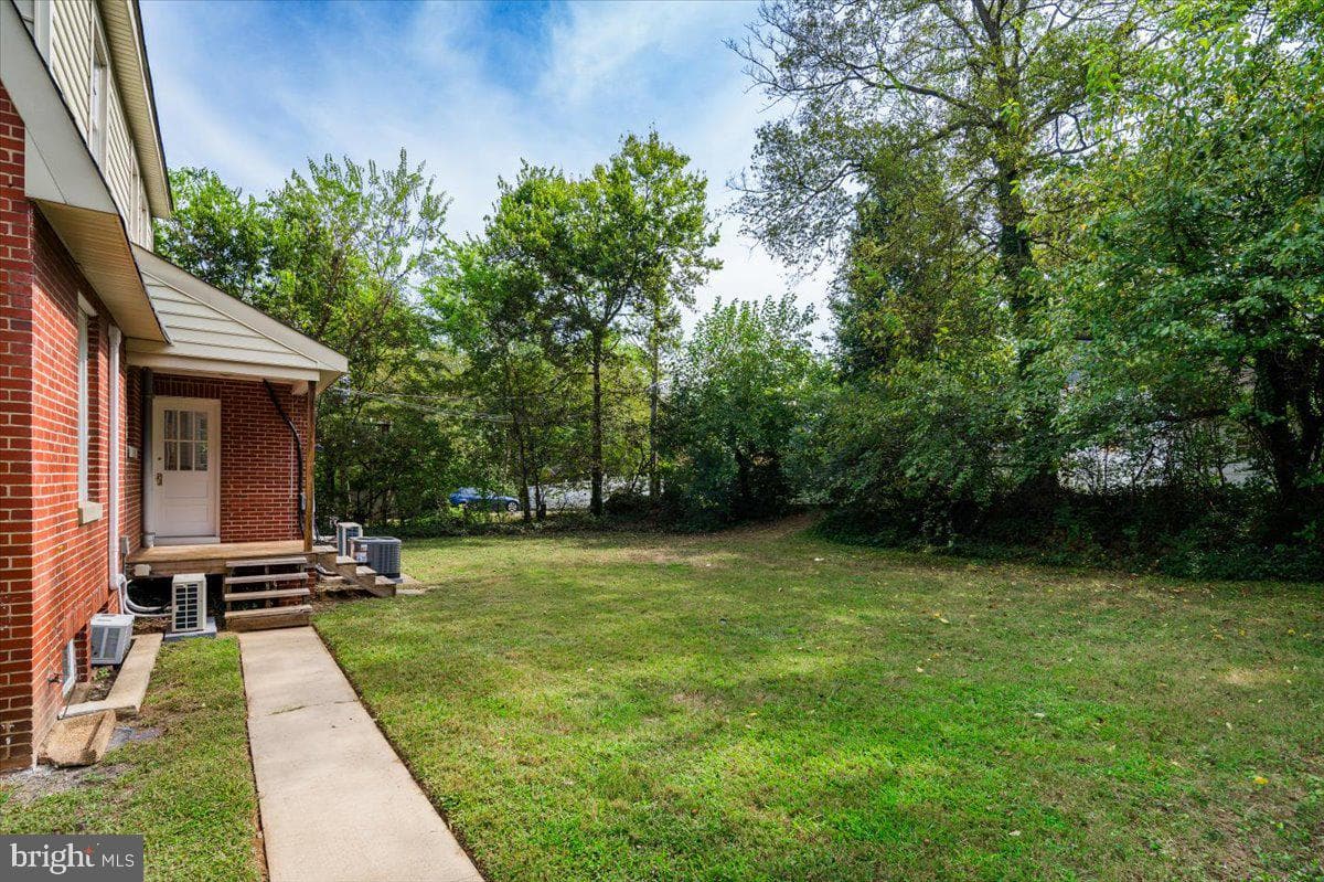 918 William Street photo 59