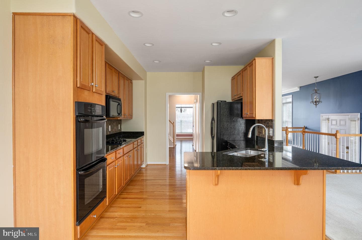 515 Dunmore Street photo 19