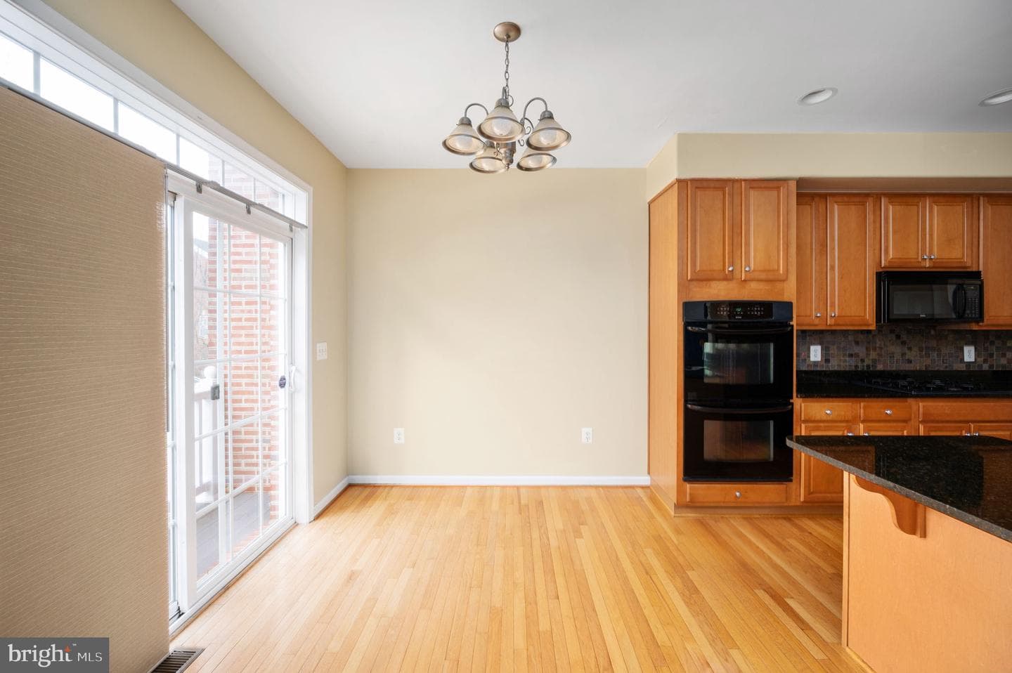 515 Dunmore Street photo 24