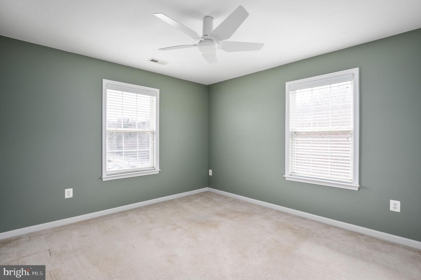 515 Dunmore Street photo 43