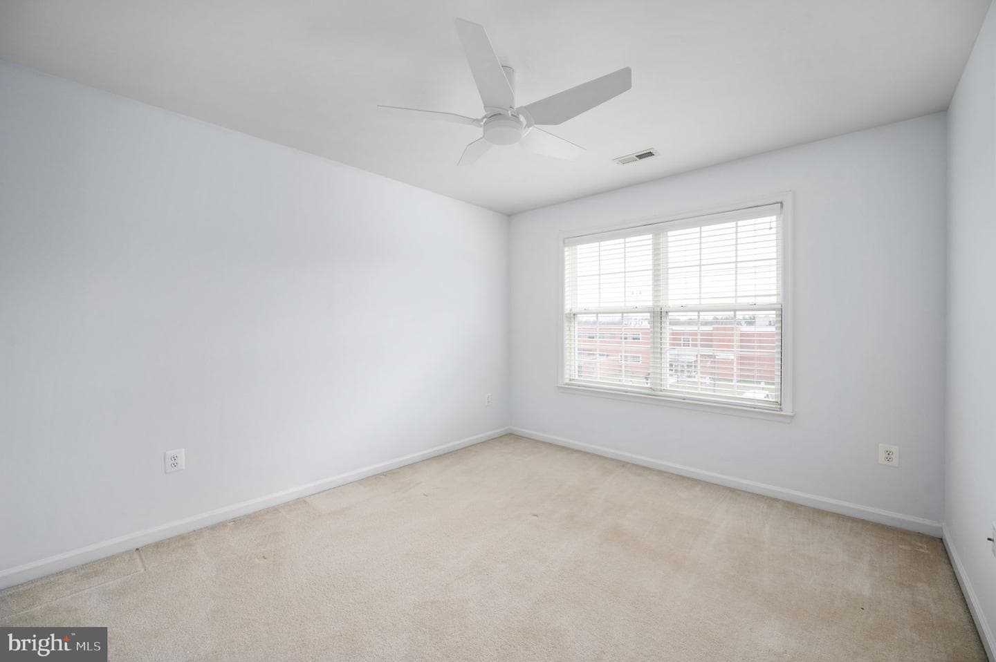 515 Dunmore Street photo 45