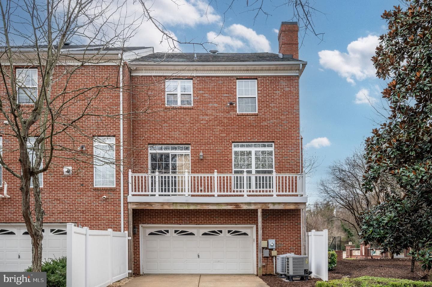 515 Dunmore Street photo 47