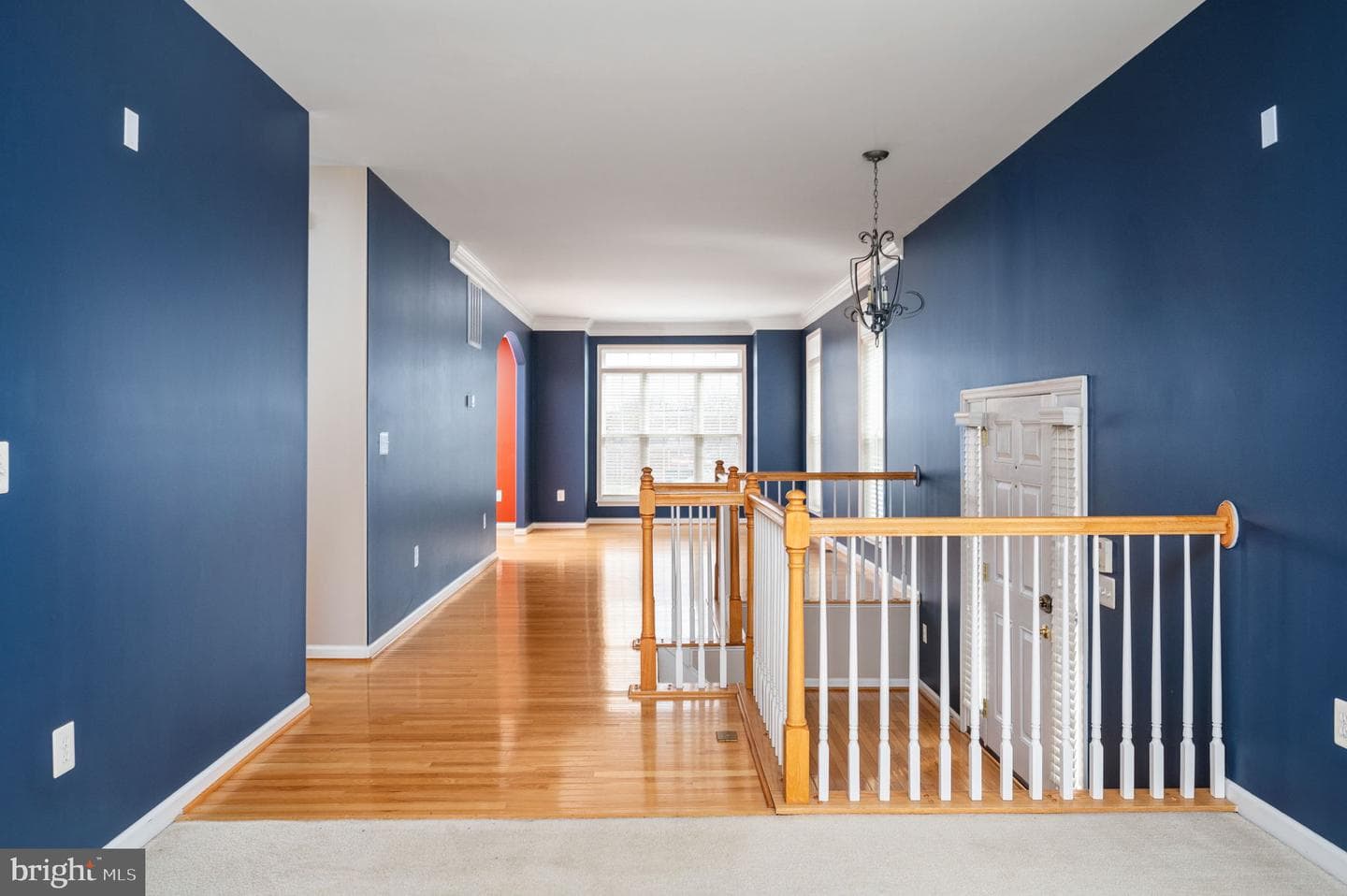 515 Dunmore Street photo 8