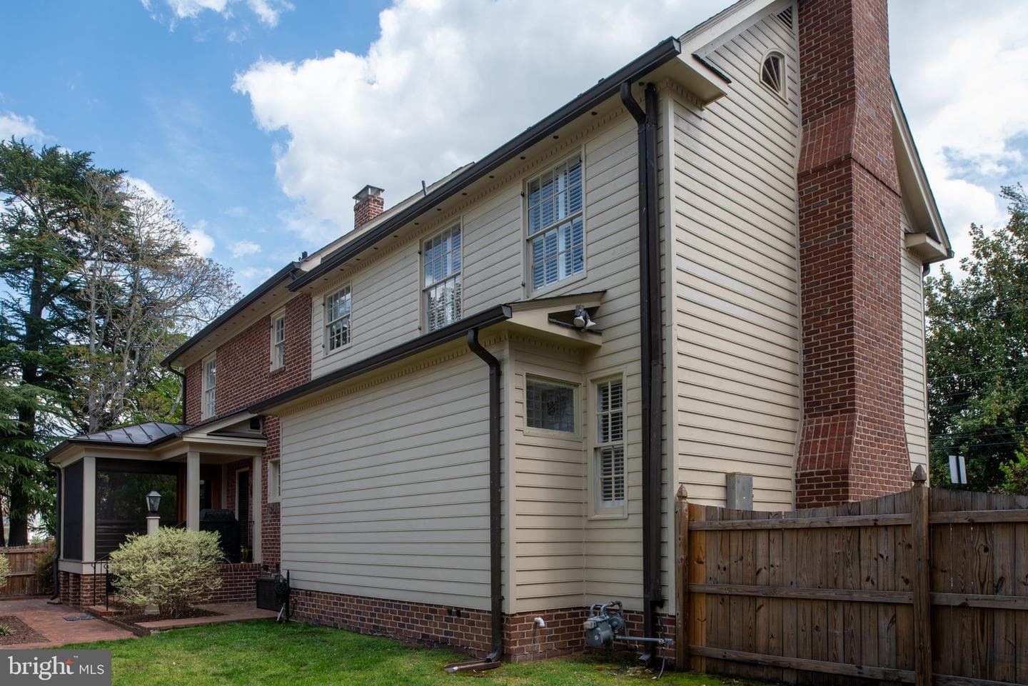 701 Hanover Street photo 113