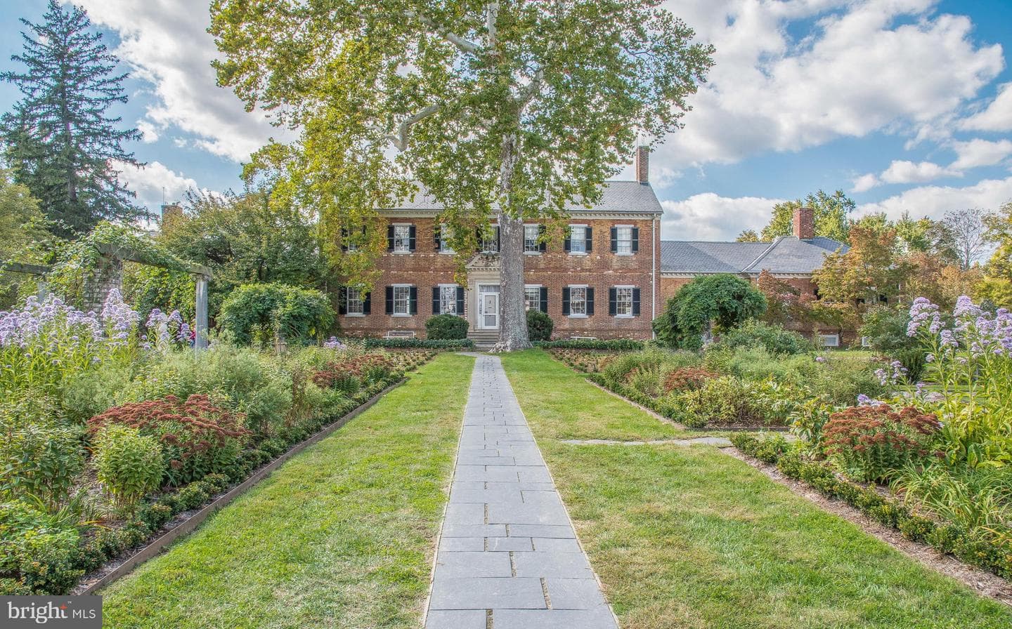 701 Hanover Street photo 126