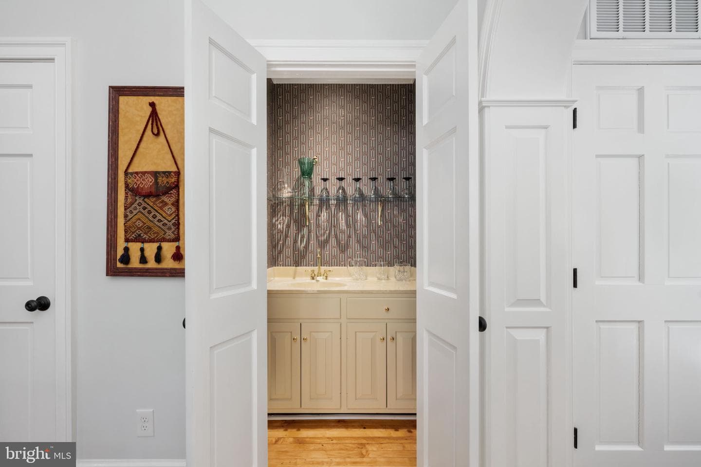 701 Hanover Street photo 43