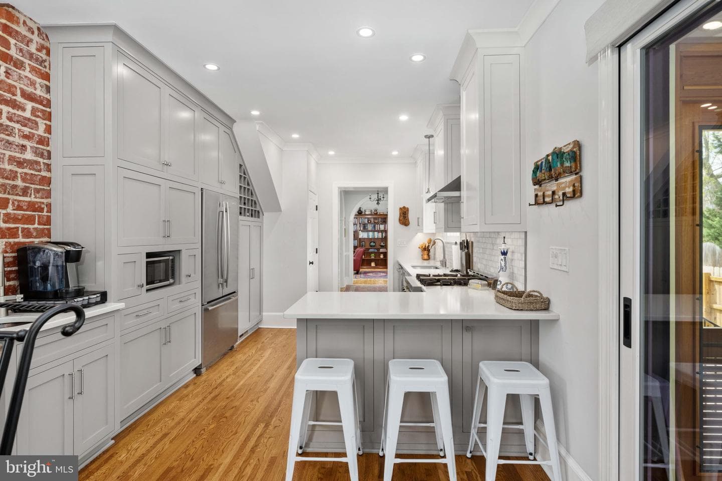 701 Hanover Street photo 57