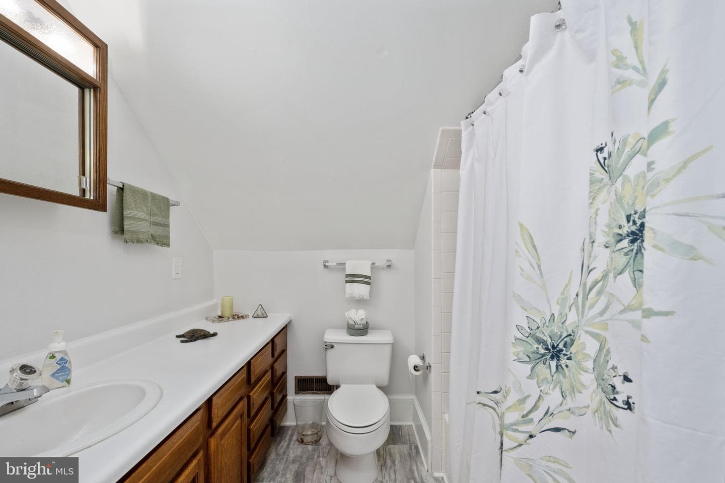 701 Hanover Street photo 90