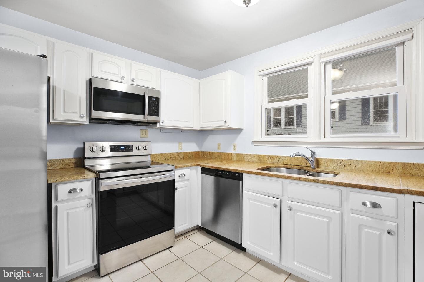 1235 Dandridge Street photo 10