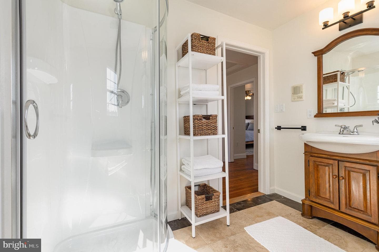 1423 William Street photo 17