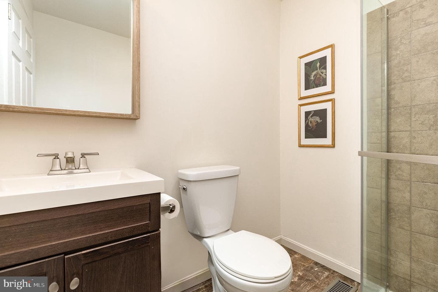 1423 William Street photo 20