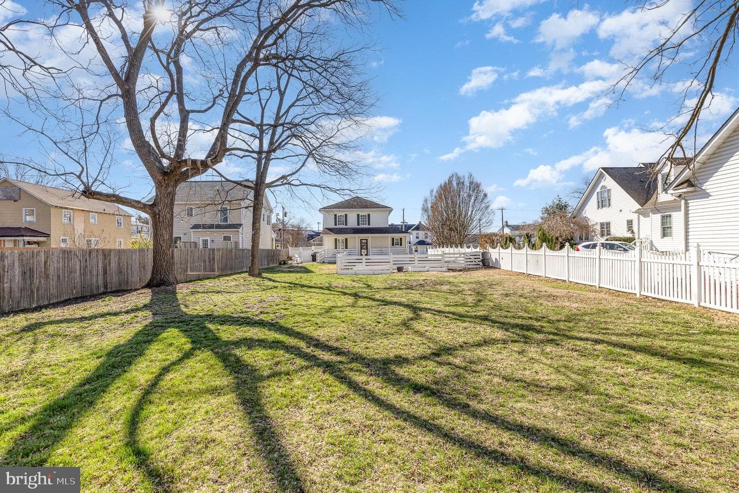 1423 William Street photo 24