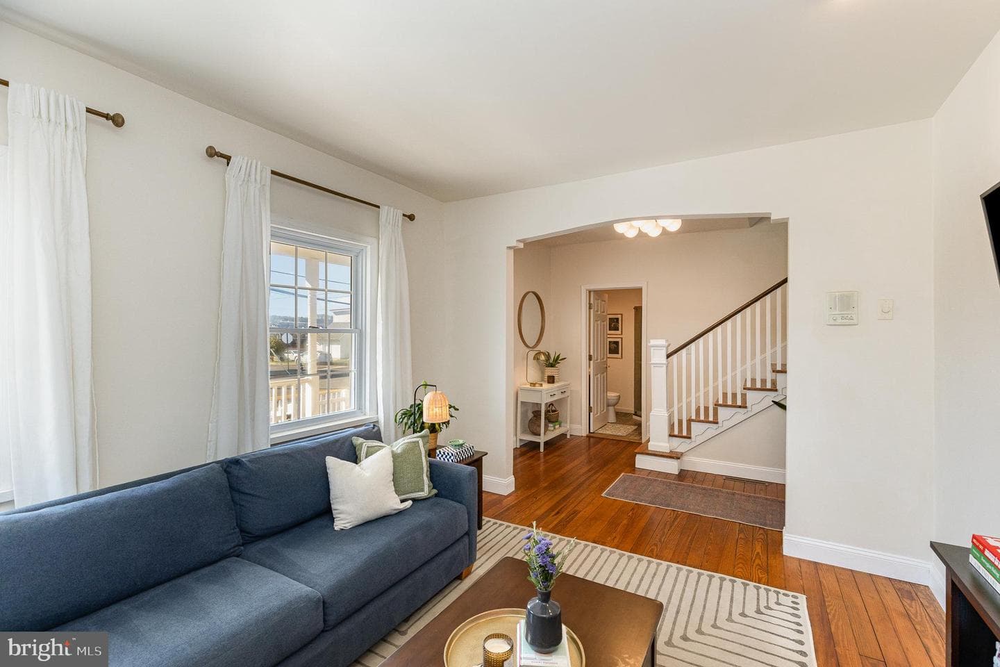 1423 William Street photo 6