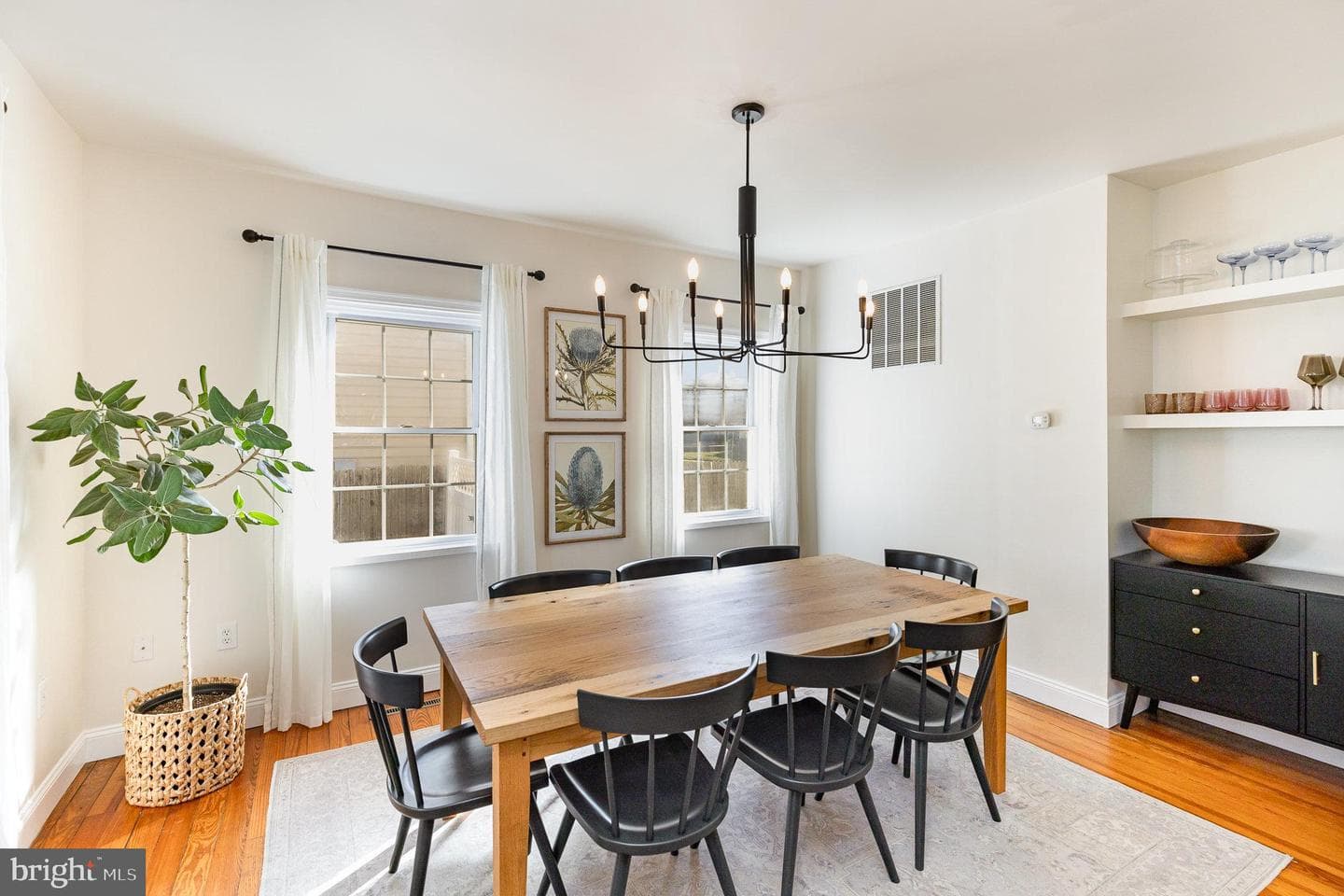 1423 William Street photo 7
