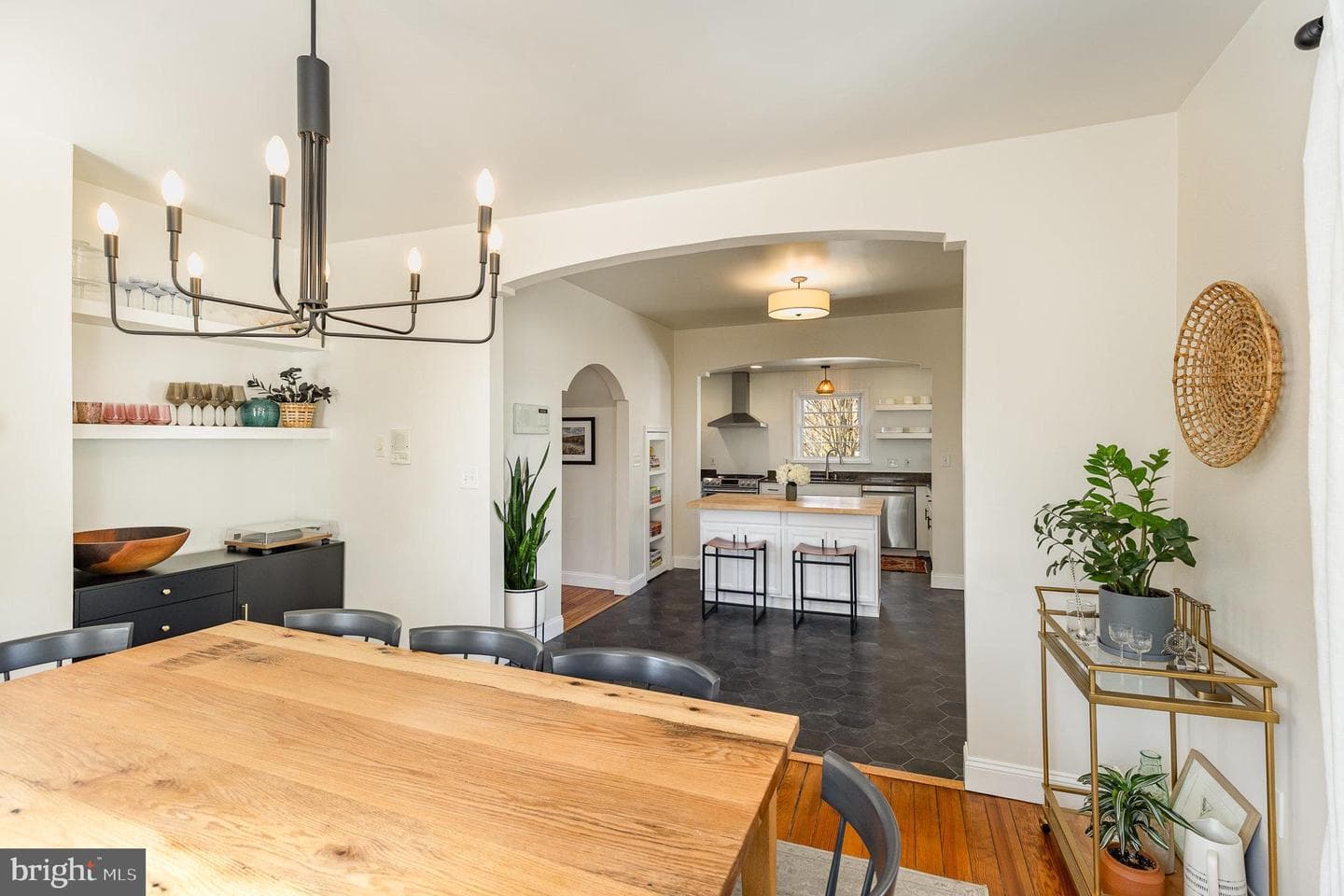 1423 William Street photo 8
