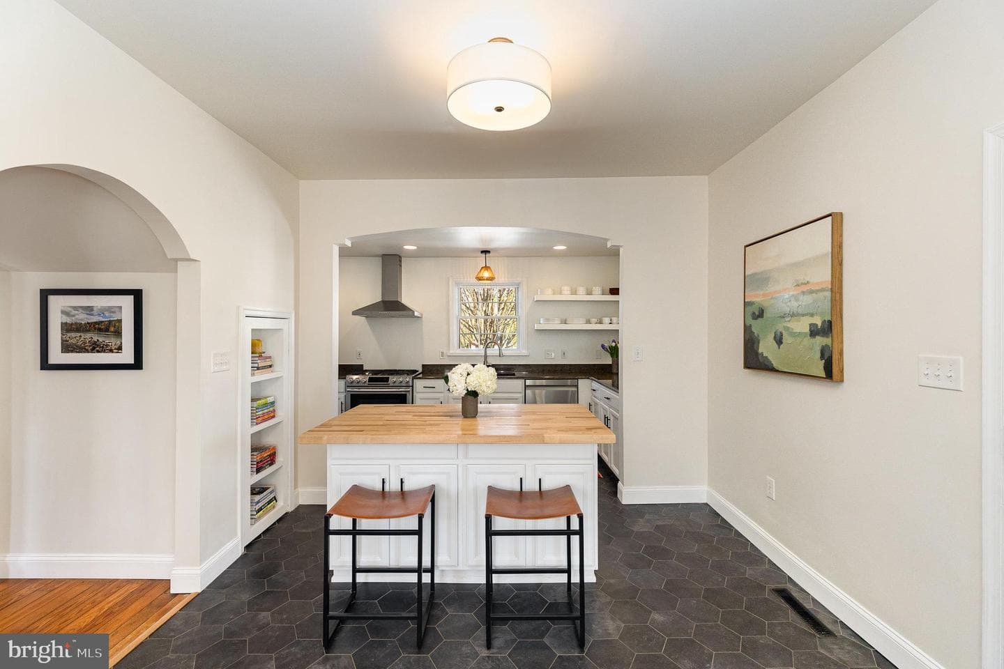 1423 William Street photo 9