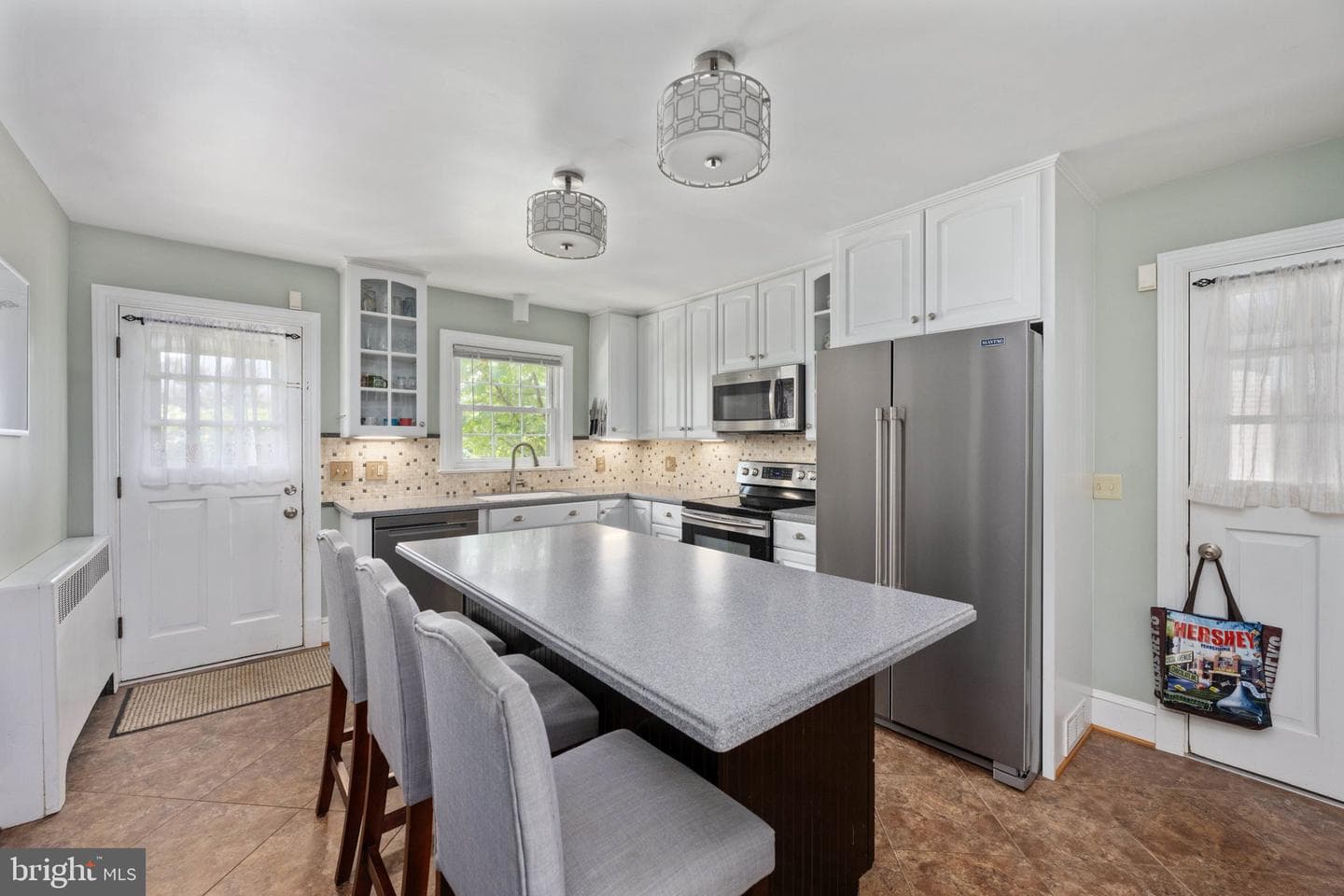 1517 Augustine Avenue photo 25