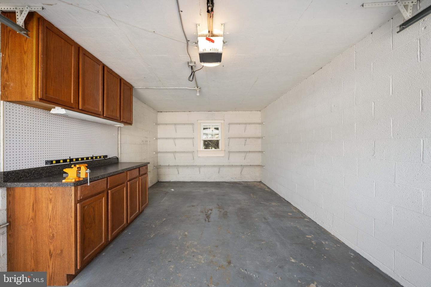 1517 Augustine Avenue photo 62