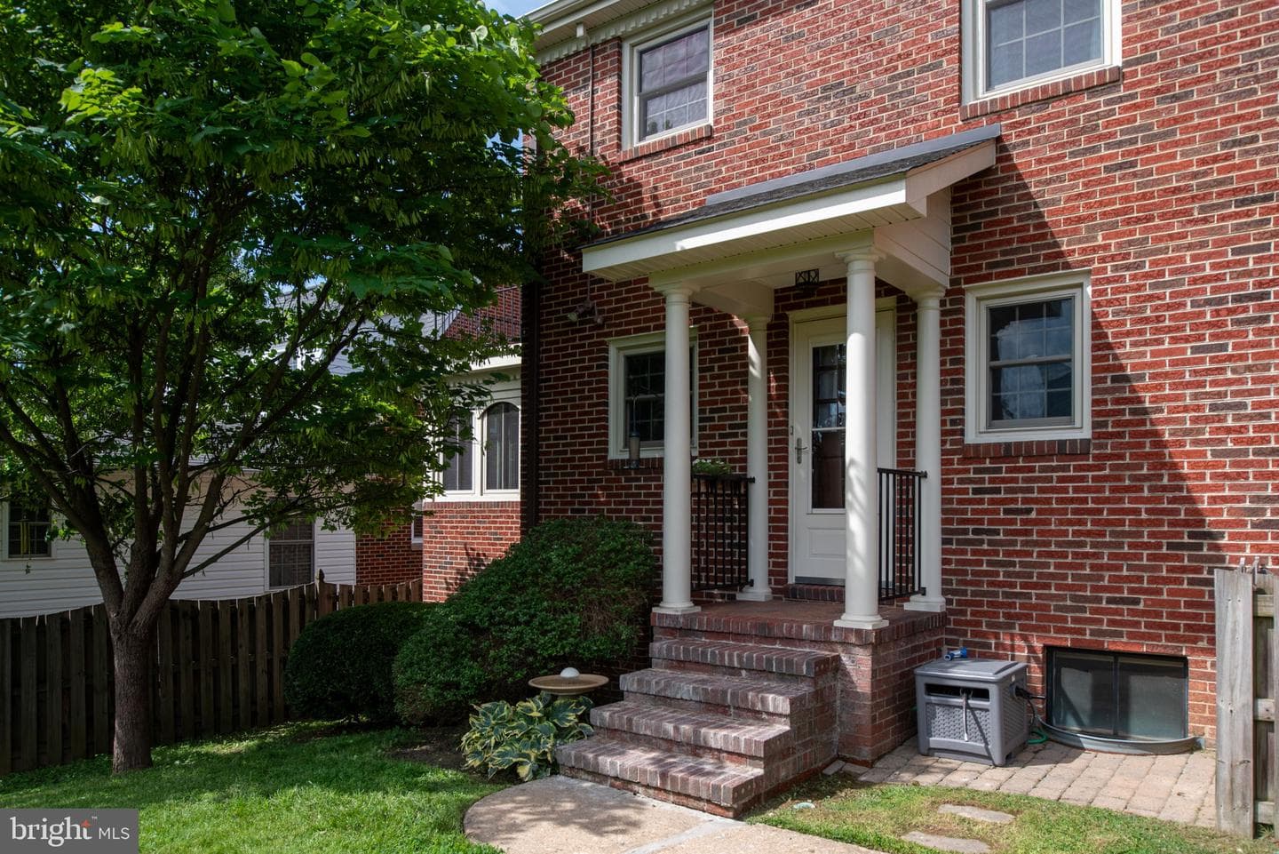 1517 Augustine Avenue photo 68