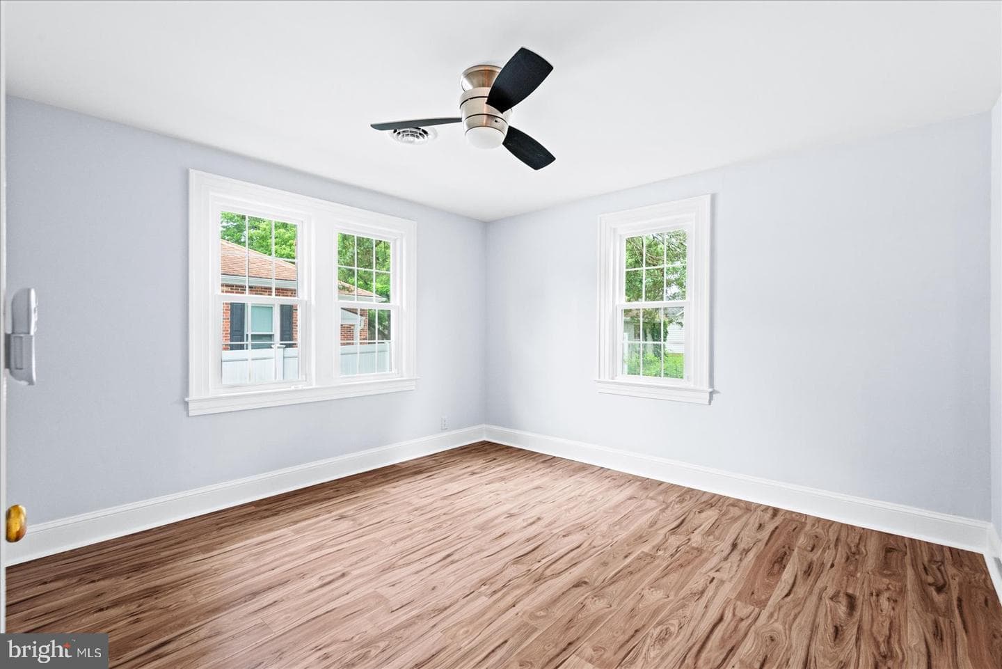 1213 Rowe Street photo 14