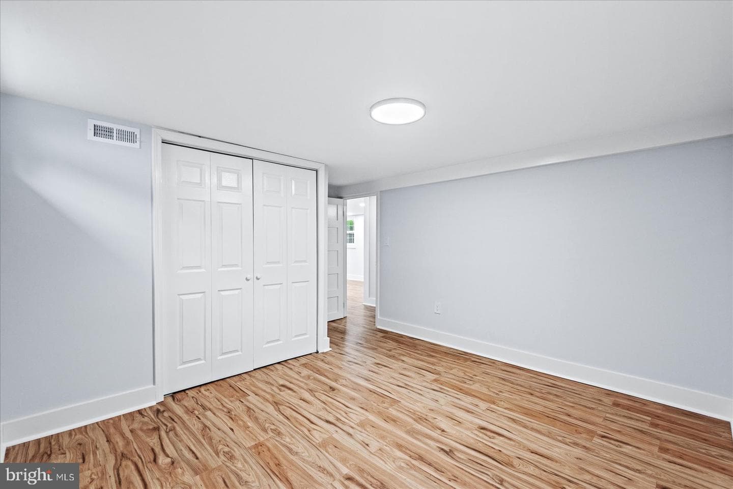 1213 Rowe Street photo 20