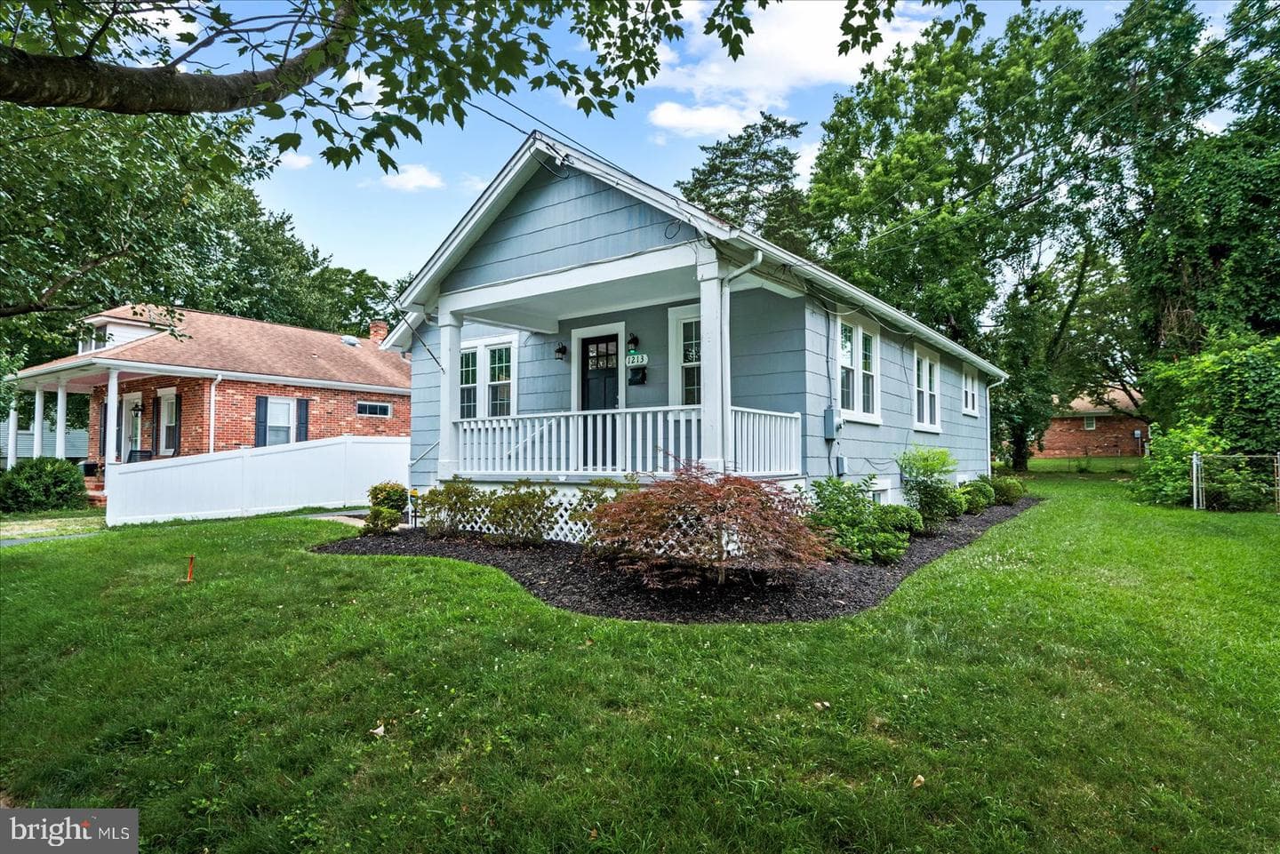 1213 Rowe Street photo 30