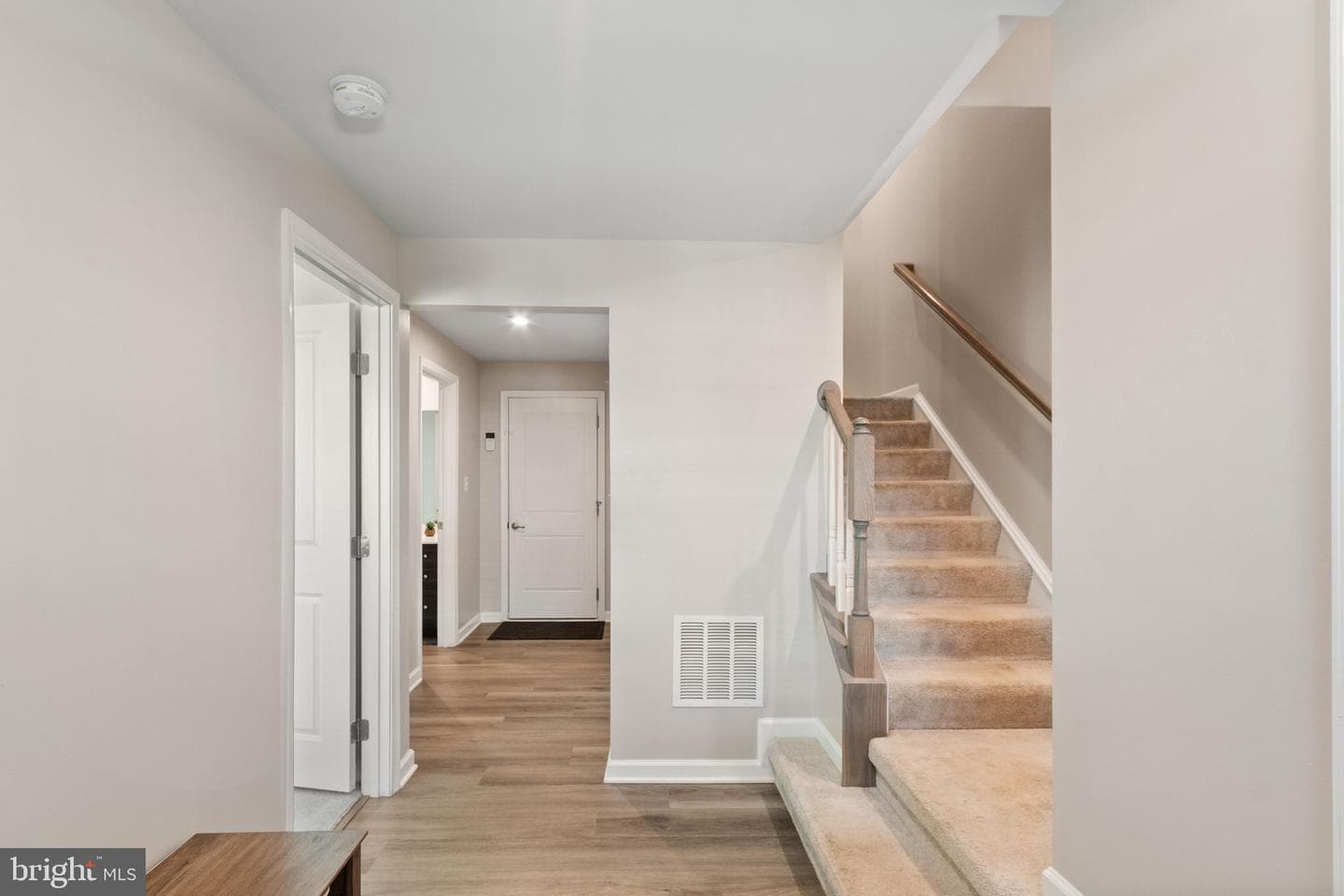 1126 Dovetail Circle photo 7