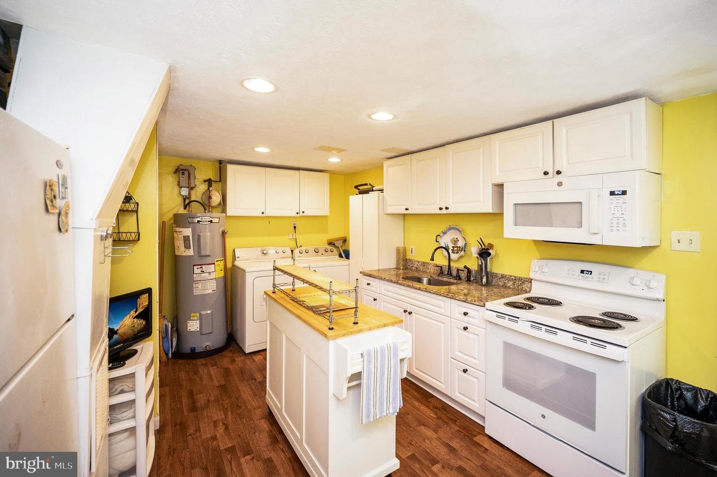 14 Apache Terrace photo 27