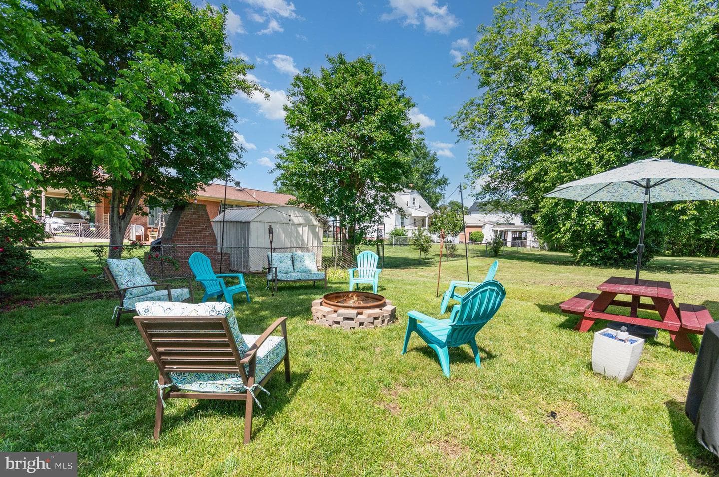321 McKinney Street photo 24