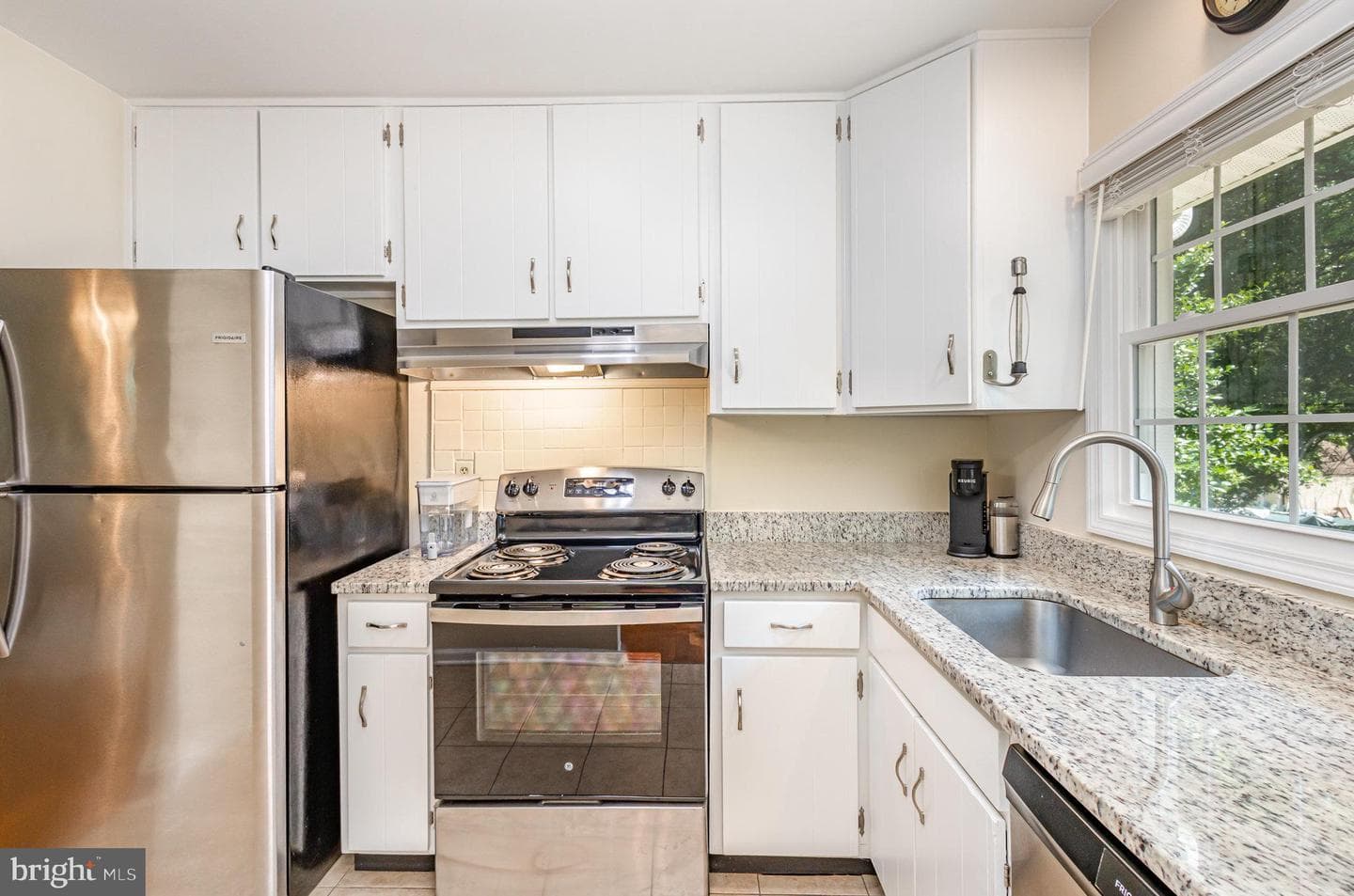 204 Morningside Drive photo 10