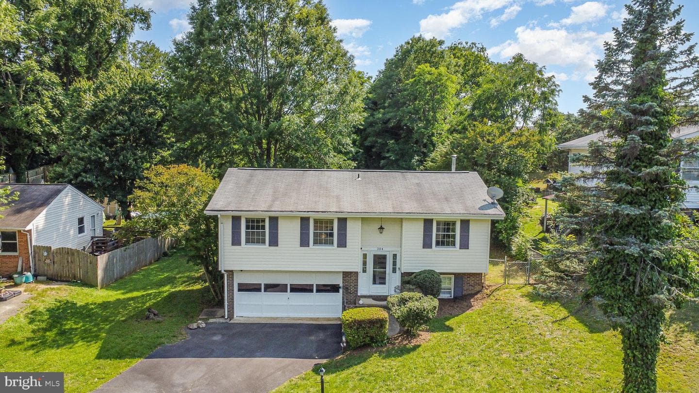 204 Morningside Drive photo 2