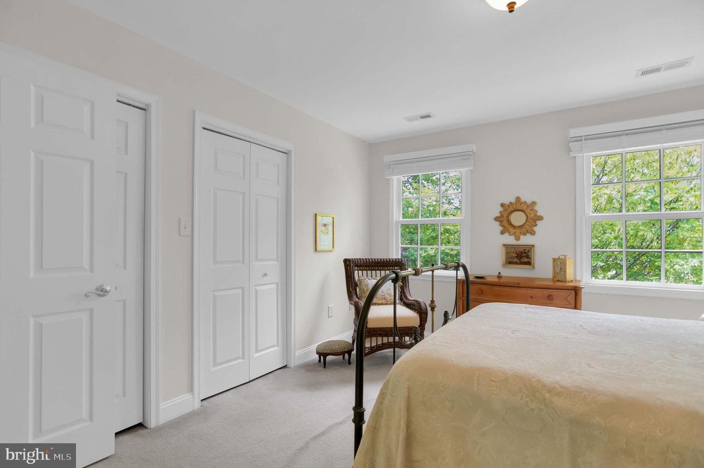 211 Prince Edward Street photo 21