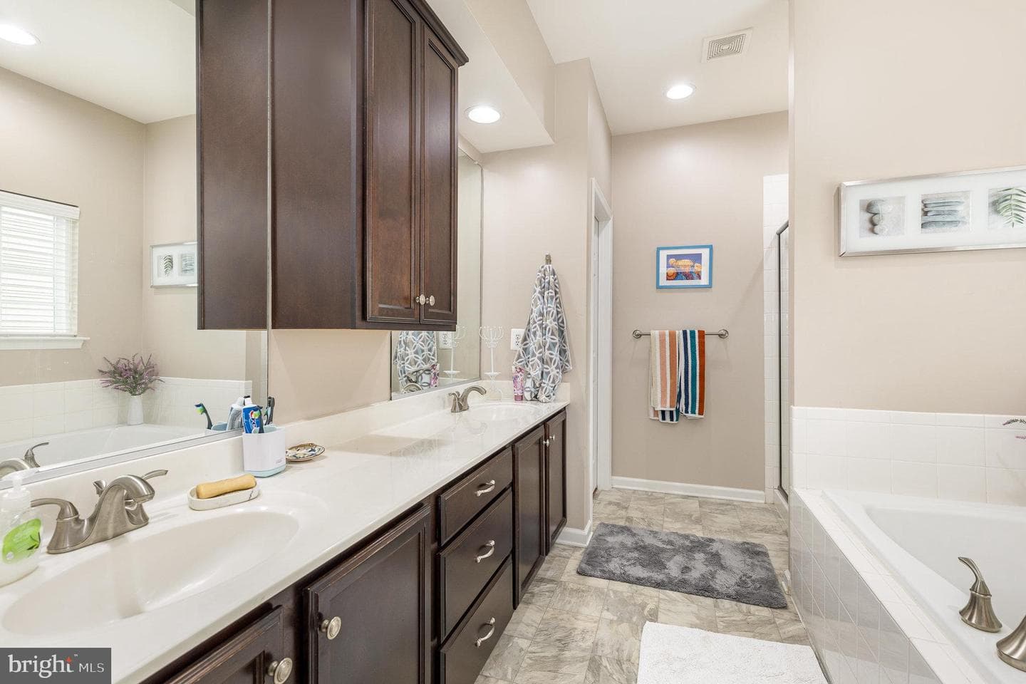1404 Preserve Lane photo 19