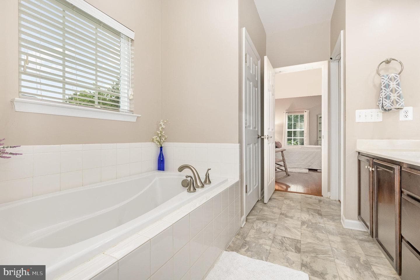 1404 Preserve Lane photo 20