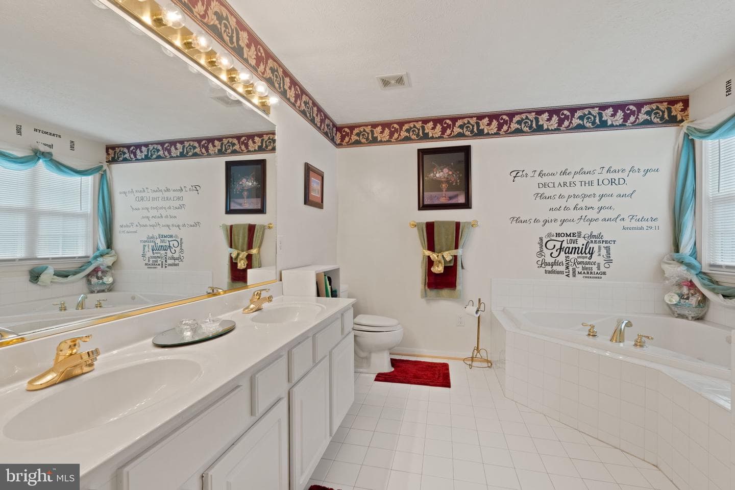 1002 Black Oak Court photo 35