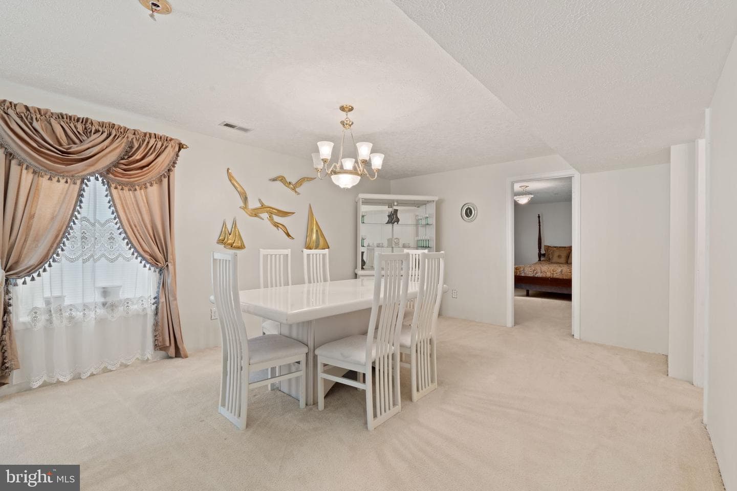 1002 Black Oak Court photo 38