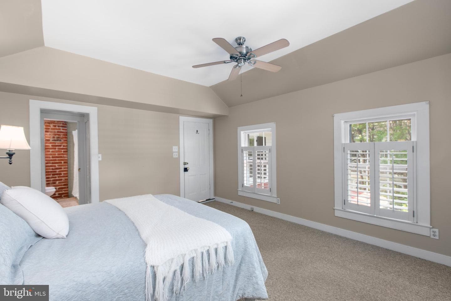 225 Princess Anne Street photo 28