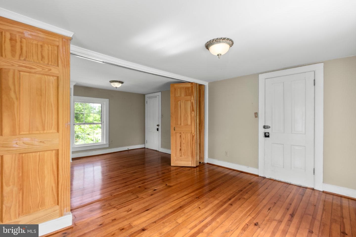 225 Princess Anne Street photo 37