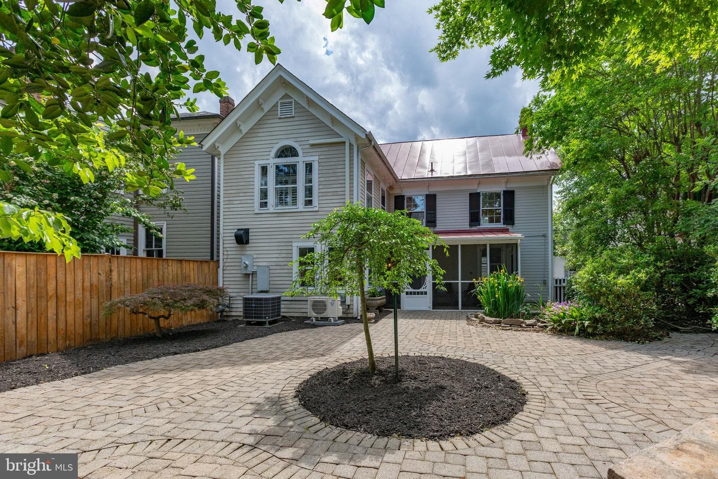 225 Princess Anne Street photo 53