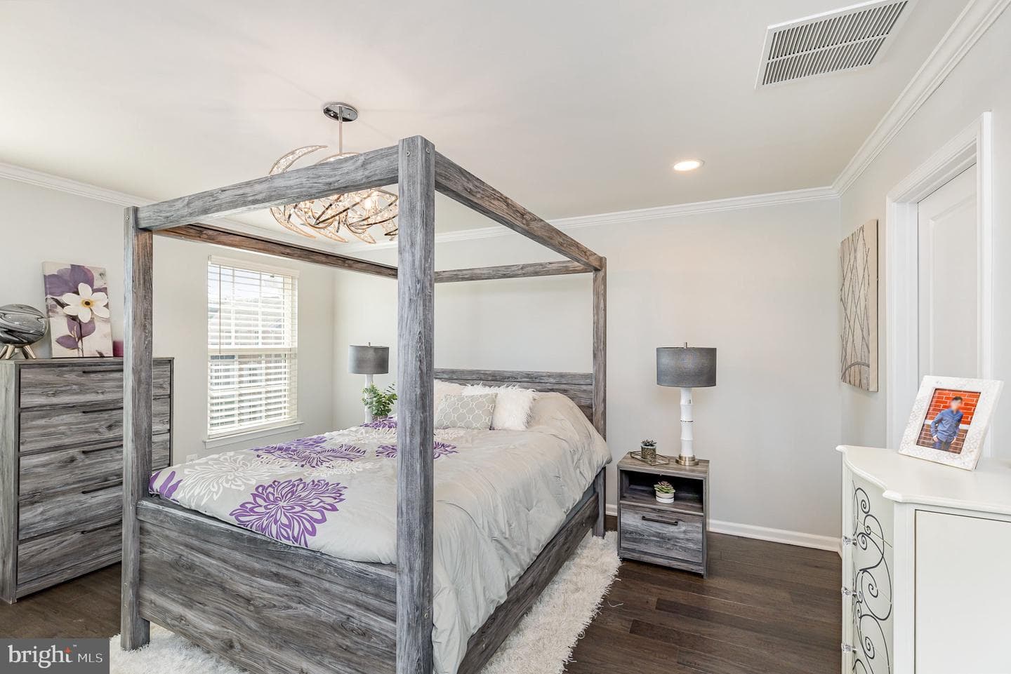 1106 Oakwood Street photo 13